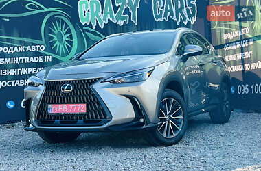 Lexus NX 2025
