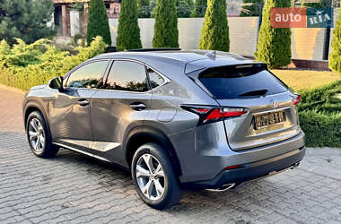 Lexus NX  2017
