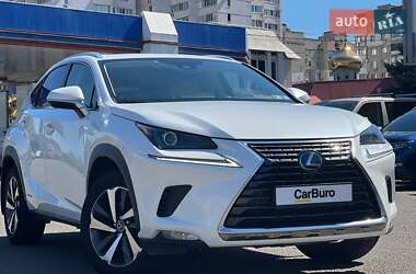 Lexus NX  2020