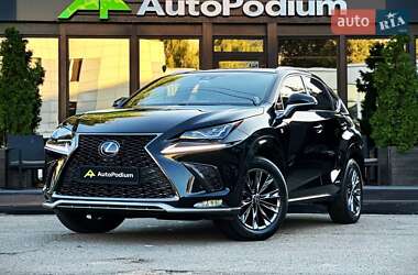 Lexus NX 2020