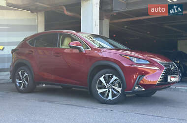 Lexus NX  2019