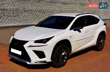 Lexus NX  2018