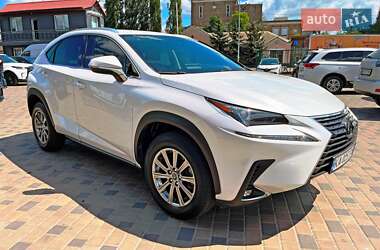 Lexus NX  2019