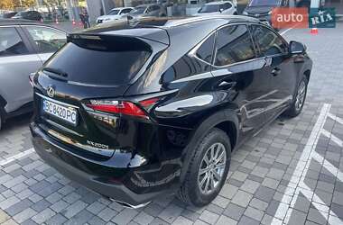 Lexus NX 2015