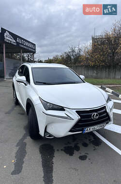 Lexus NX  2017