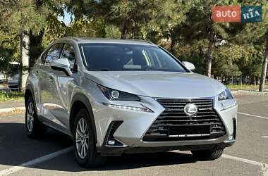 Lexus NX  2018
