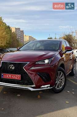 Lexus NX  2020