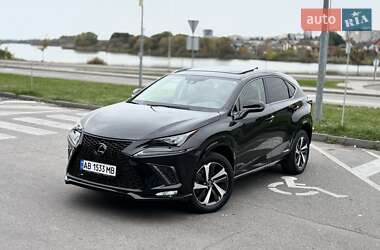 Lexus NX  2021