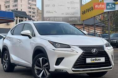 Lexus NX 2020