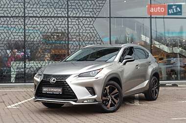Lexus NX 2020