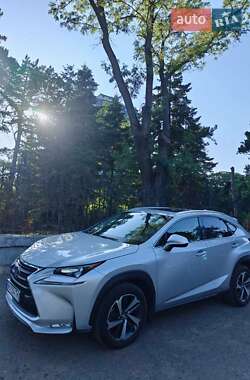 Lexus NX  2015