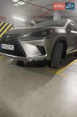 Lexus NX 2020