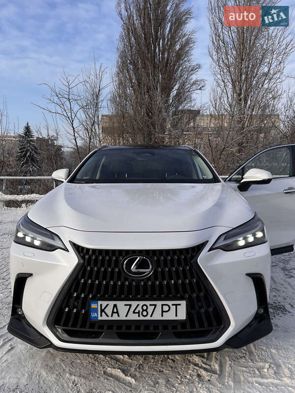 Внедорожник / Кроссовер Lexus NX
