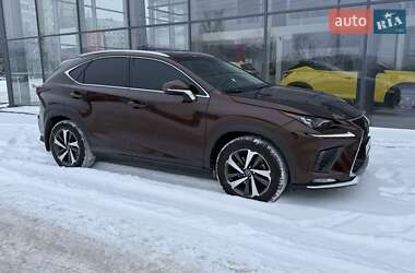 Lexus NX  2018