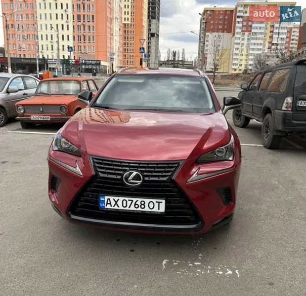 Lexus NX 2019