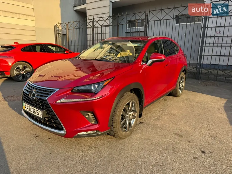 Lexus NX 2019