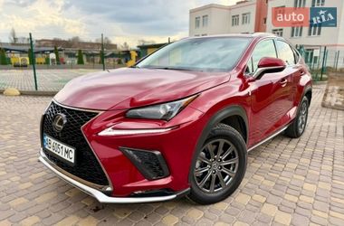 Lexus NX  2019