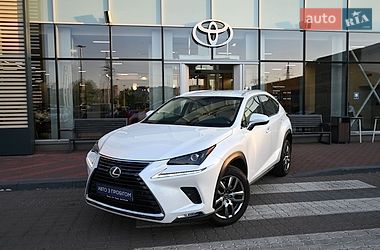 Lexus NX  2018