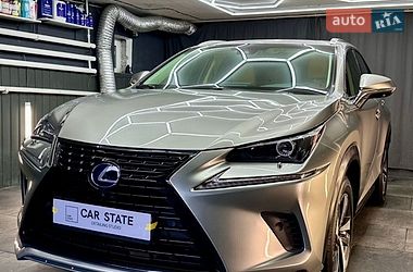 Lexus NX  2019
