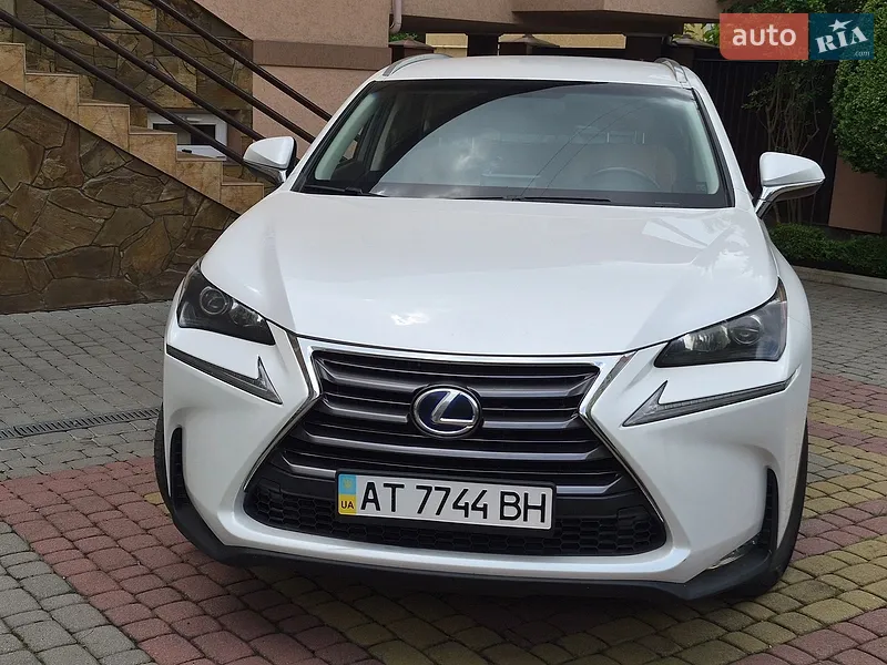 Lexus NX 2015