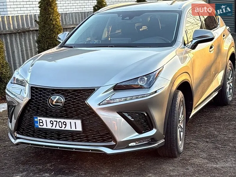 Lexus NX 2021