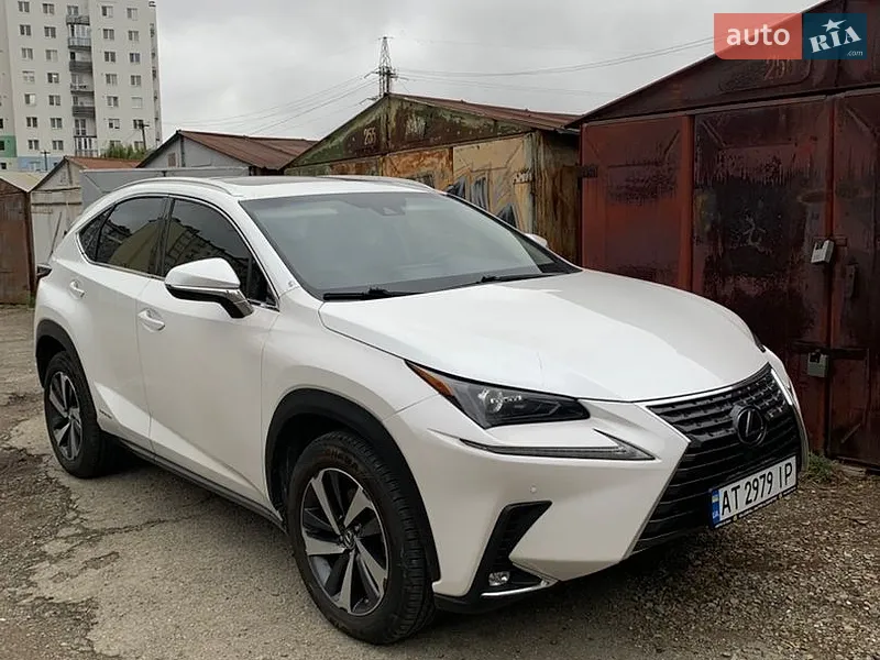 Lexus NX 2019