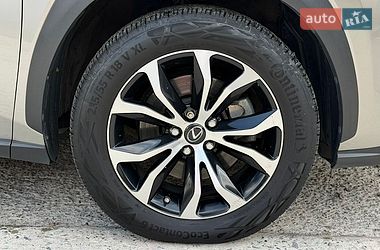 Внедорожник / Кроссовер Lexus NX 2015 в Житомире