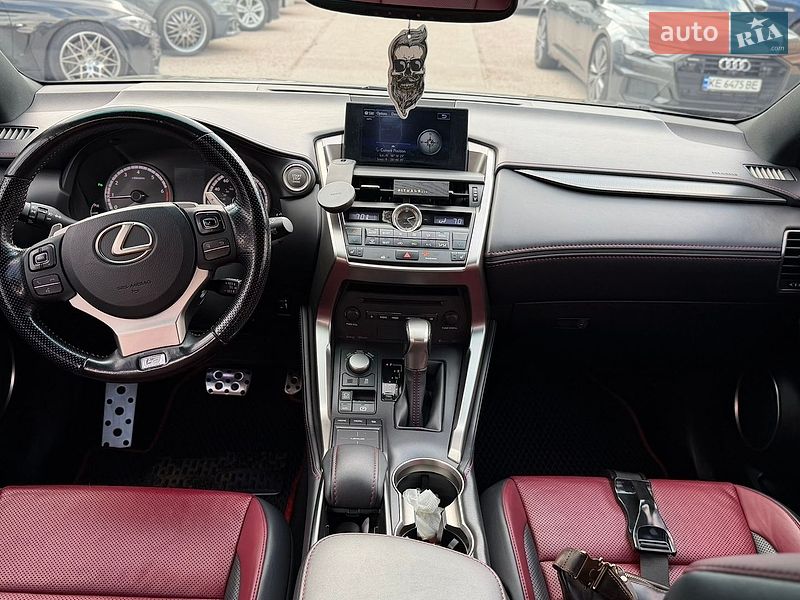 Внедорожник / Кроссовер Lexus NX 2015 в Житомире