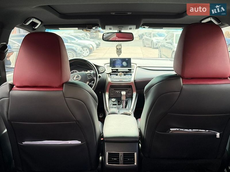 Внедорожник / Кроссовер Lexus NX 2015 в Житомире