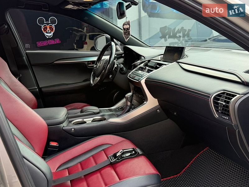 Внедорожник / Кроссовер Lexus NX 2015 в Житомире