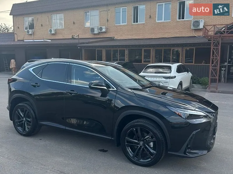 Lexus NX