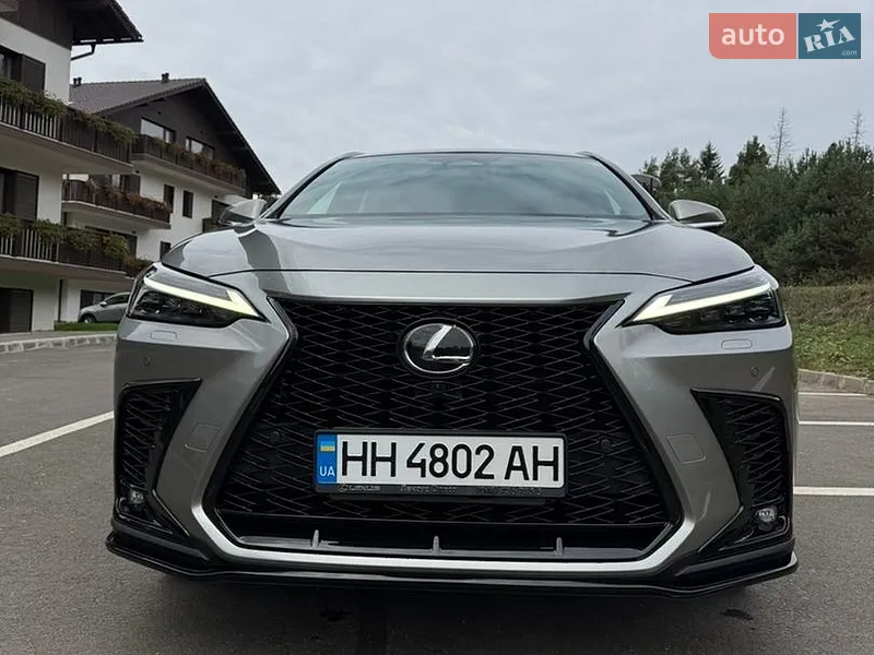 Lexus NX 2024