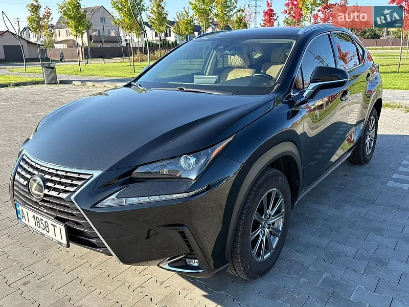 Lexus NX 2019