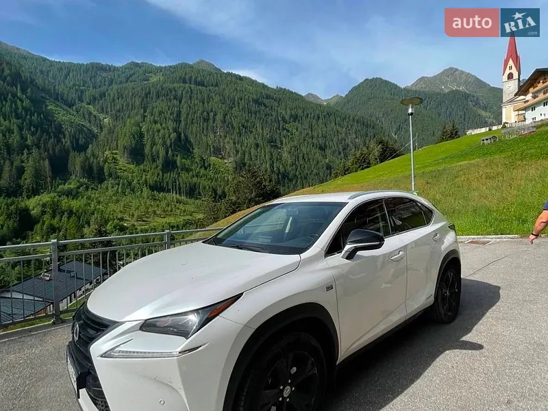 Lexus NX