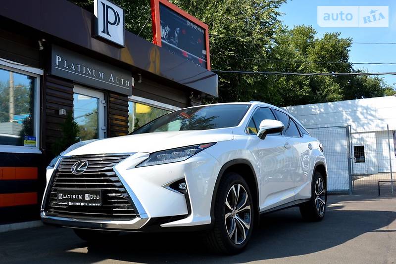 Lexus RX 2017 года