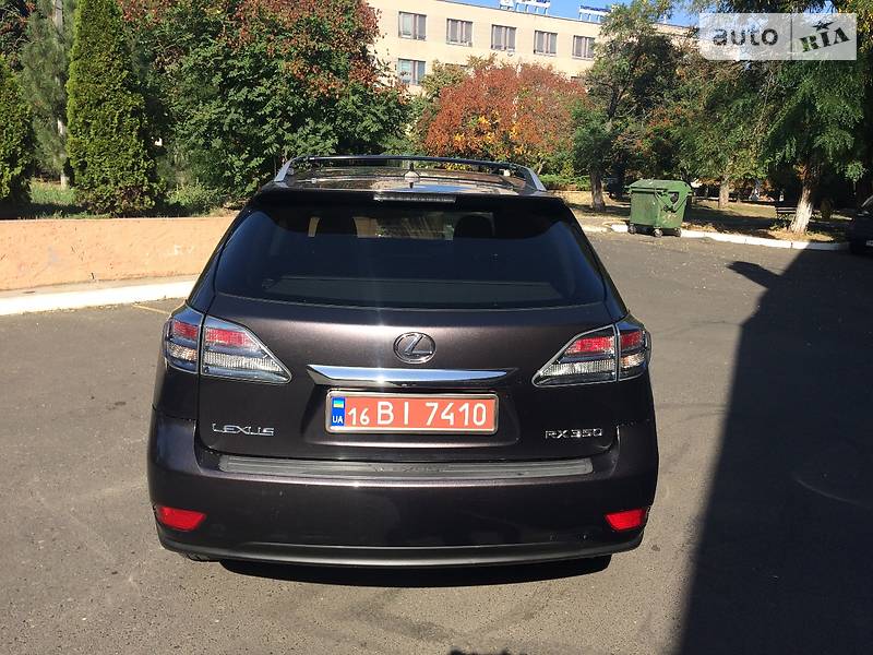 Lexus RX 2010 года