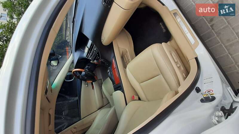 Хэтчбек Lexus RX 2010 в Одессе фото 14 Хэтчбек Lexus RX 2010 в Одессе
