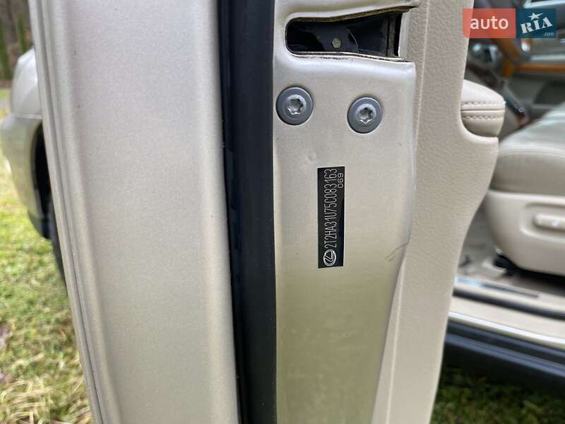 Внедорожник / Кроссовер Lexus RX 2005 в Косове