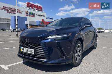 Lexus RX  2023