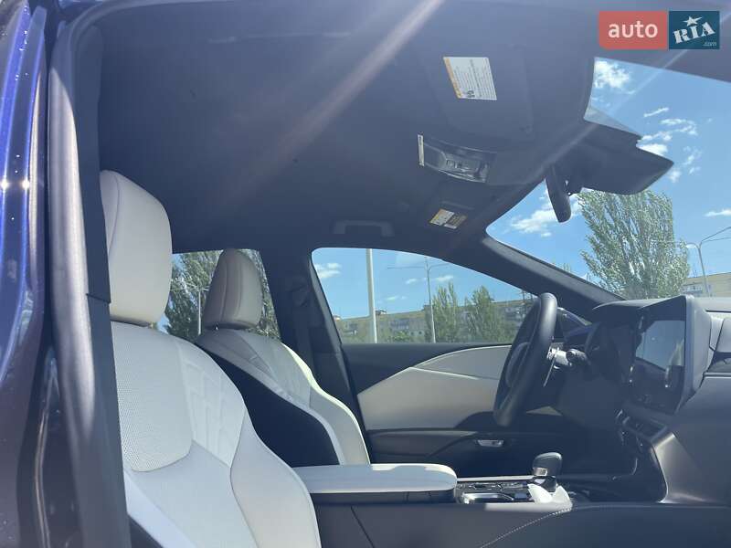 Внедорожник / Кроссовер Lexus RX 2023 в Днепре фото 13 Внедорожник / Кроссовер Lexus RX 2023 в Днепре