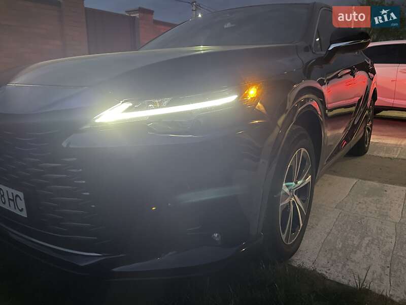 Внедорожник / Кроссовер Lexus RX 2023 в Днепре фото 36 Внедорожник / Кроссовер Lexus RX 2023 в Днепре