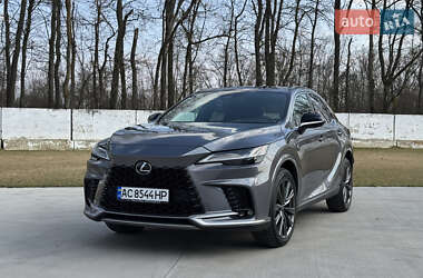 Lexus RX  2023