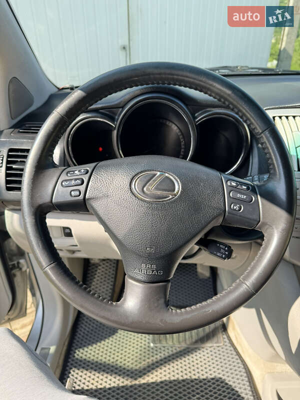 Внедорожник / Кроссовер Lexus RX 2006 в Косове