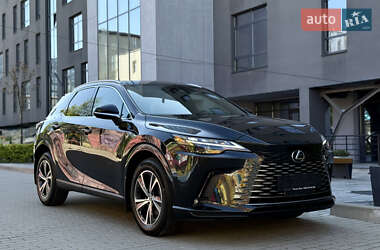 Lexus RX  2024