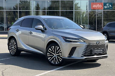 Lexus RX  2023