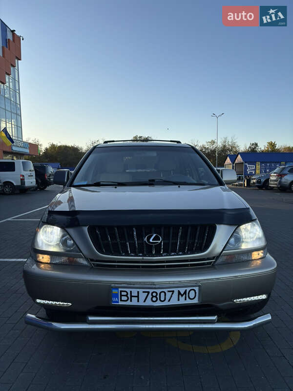 Lexus RX 1999