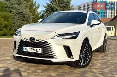 Lexus RX  2023