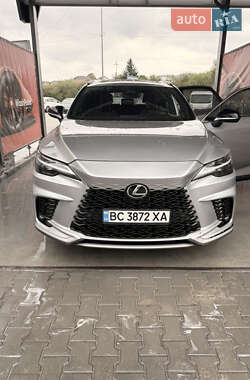 Lexus RX  2023