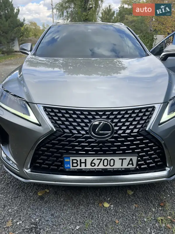 Lexus RX 2019