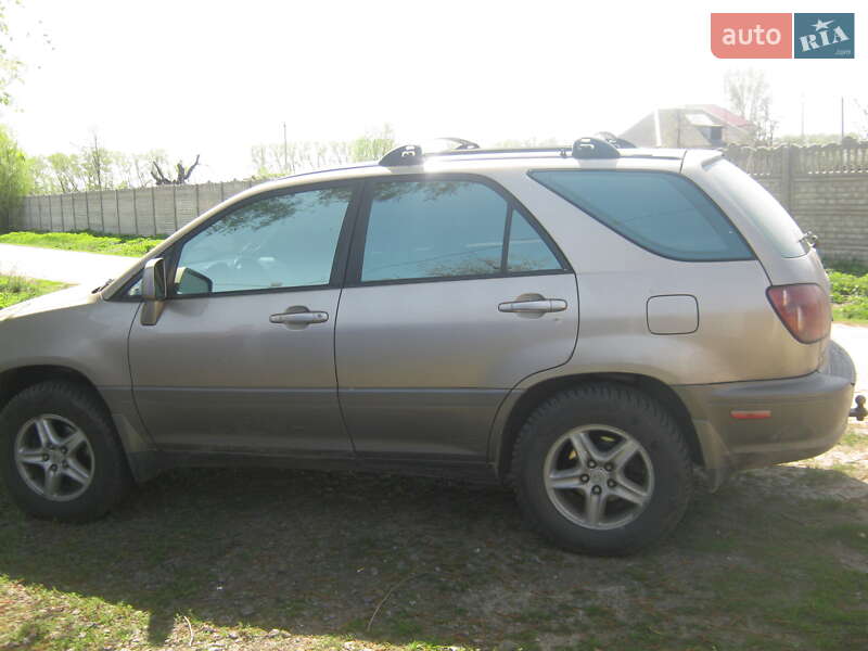 Lexus RX 1999